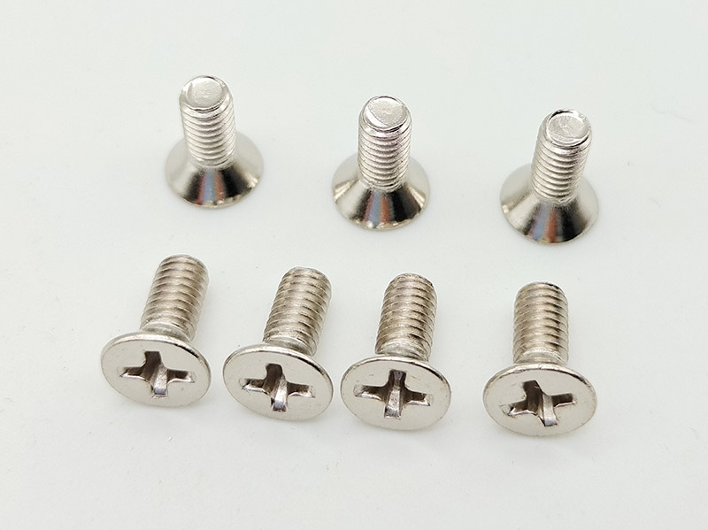 Phillips-flat-head-screw
